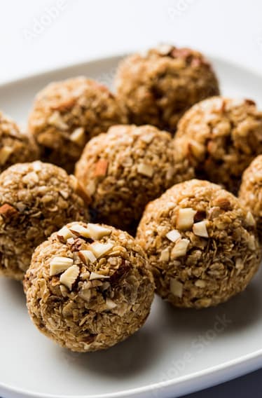 Dry fruit laddoos